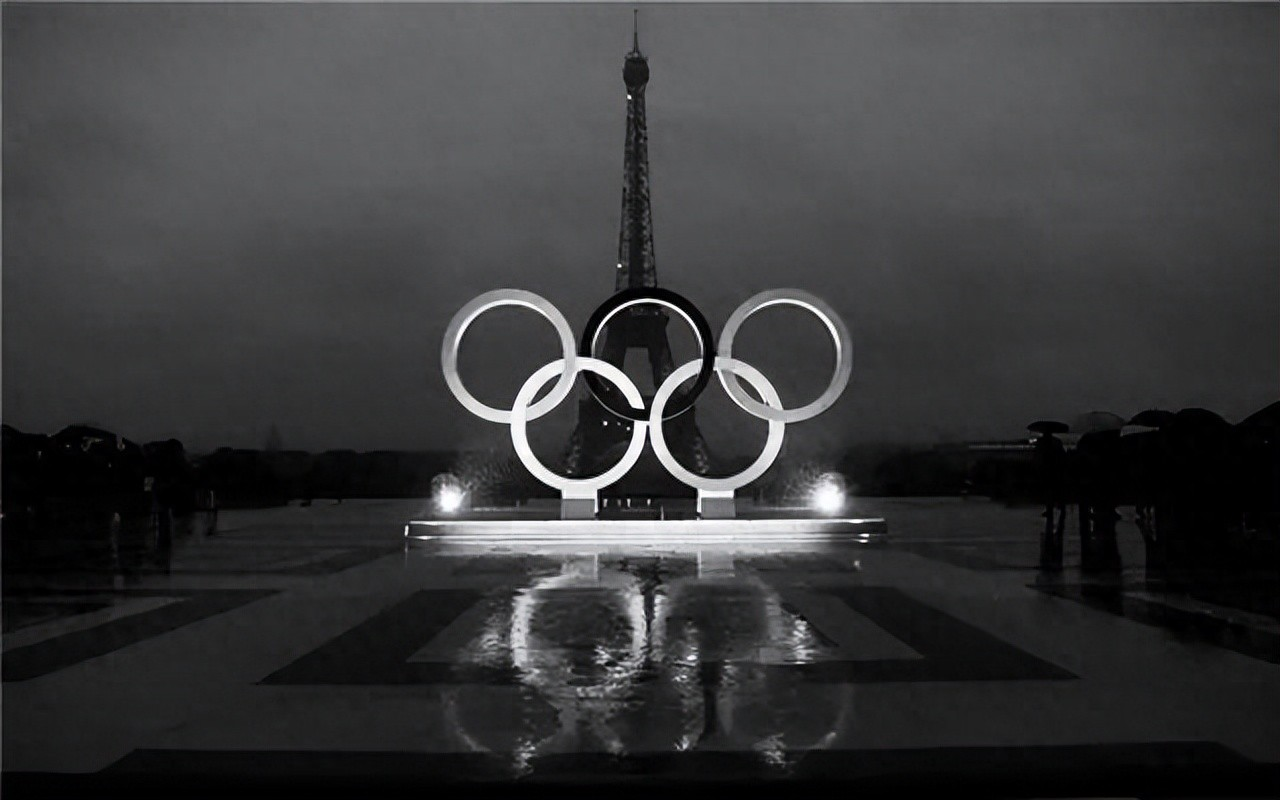 第一届冬奥会的举办地点是:第一届冬奥会的举办地点是?( )